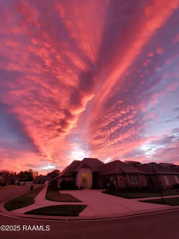 $330,000 | 101 Harton Road, Youngsville, LA 70592