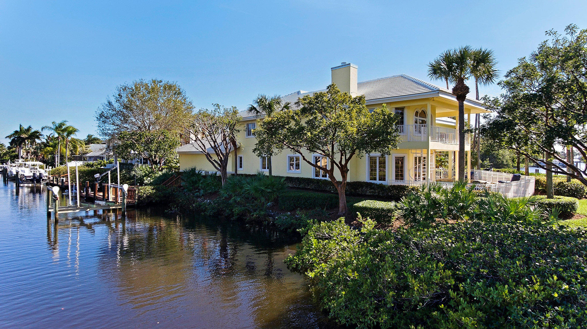 8818 Southeast Riverfront Terrace Tequesta, FL 33469 - Photo 35 of 39 8818-SE-Riverfront-Terra-JupiterDJI_0089