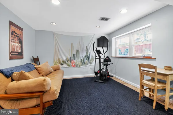 $3,150 | 1252 Creek Drive, Annapolis, MD 21403