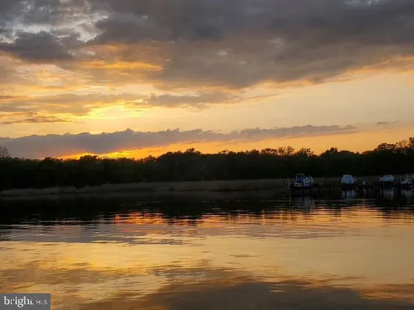 $3,150 | 1252 Creek Drive, Annapolis, MD 21403