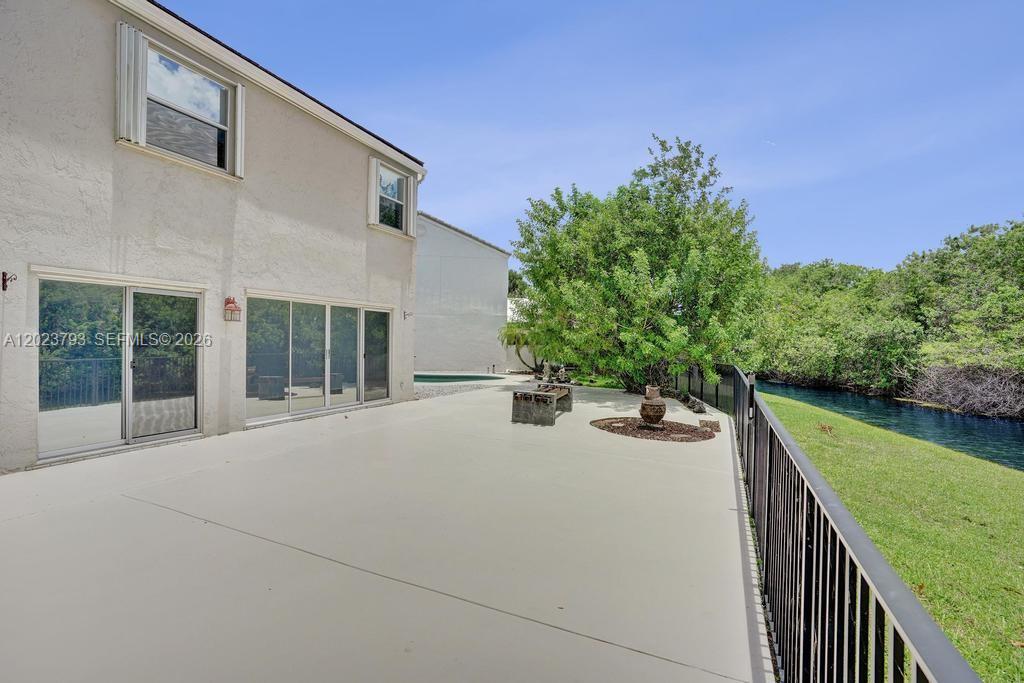 21461 Sawmill Court Boca Raton, FL 33498 - Photo 10 of 104