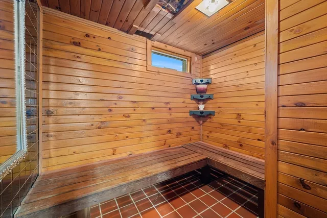 $449,900 | 49 Jane Avenue, Fitchburg, MA 01420