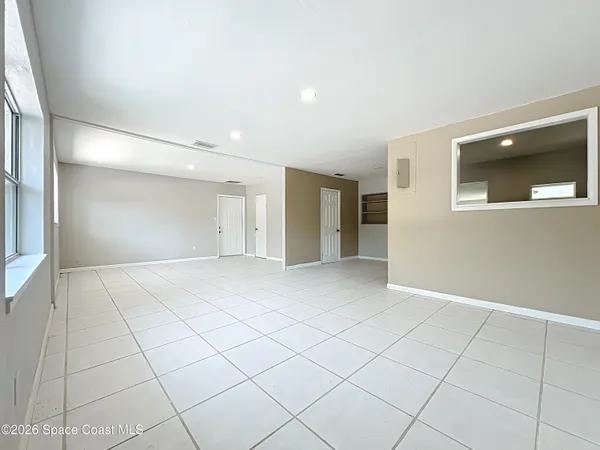 $1,749 | 1424 Pineda Street, Cocoa, FL 32922