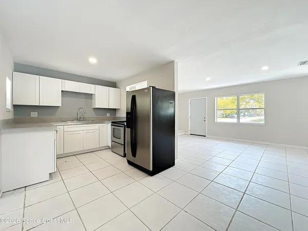 $1,749 | 1424 Pineda Street, Cocoa, FL 32922