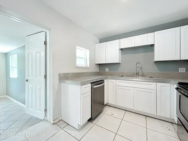 $1,749 | 1424 Pineda Street, Cocoa, FL 32922