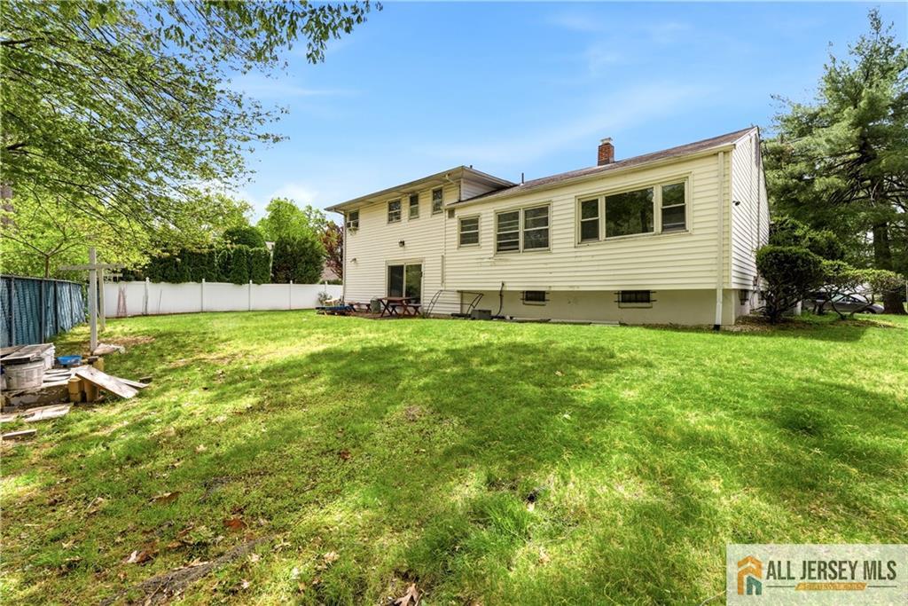 459 Wheeler Road North Brunswick, NJ 08902 - Photo 5 of 30
