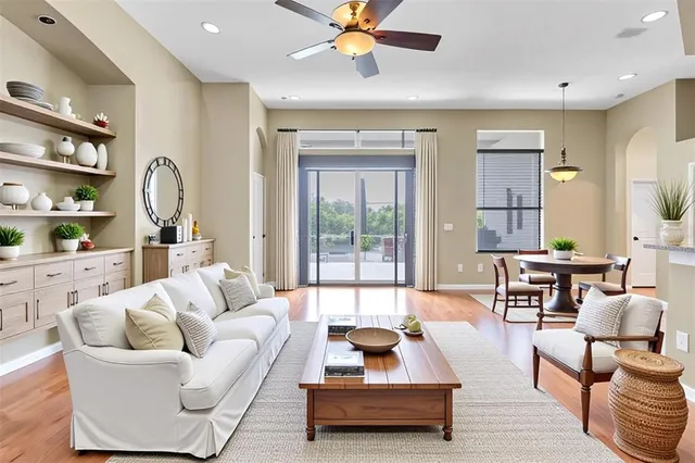 $589,900 | 2323 Tarragon Lane, Trinity, FL 34655