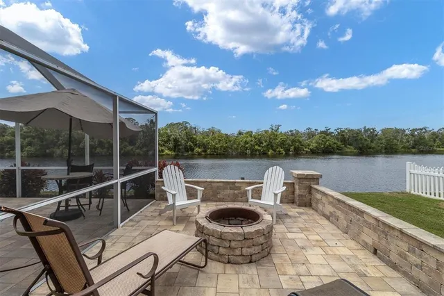 $589,900 | 2323 Tarragon Lane, Trinity, FL 34655