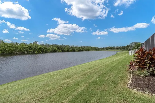 $589,900 | 2323 Tarragon Lane, Trinity, FL 34655