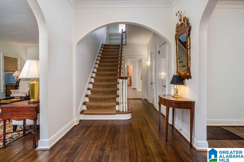 4319 Overlook Road Birmingham, AL 35222 - Photo 5 of 38