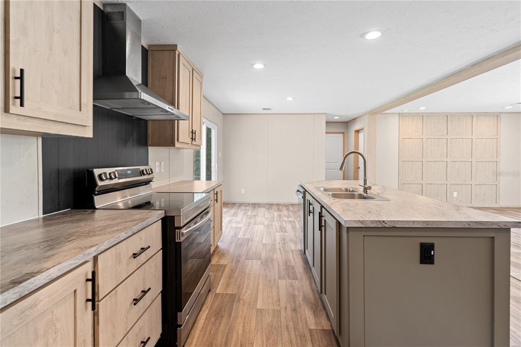 11431 Northeast 71st Street Bronson, FL 32621 - Photo 15 of 23