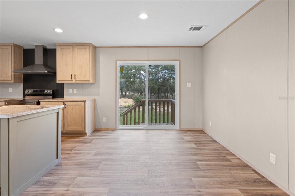 11431 Northeast 71st Street Bronson, FL 32621 - Photo 10 of 23