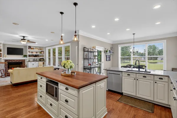 $915,000 | 1114 Plantation Overlook Drive, Moncks Corner, SC 29461