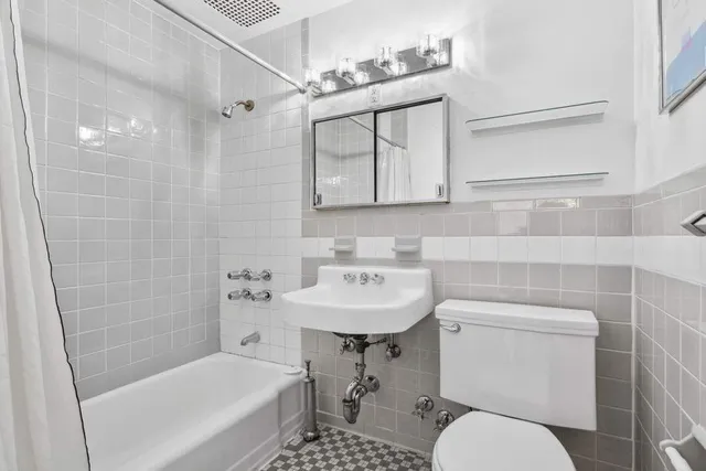 $1,148,000 | 111 East 36th Street, Unit 5AB | Murray Hill