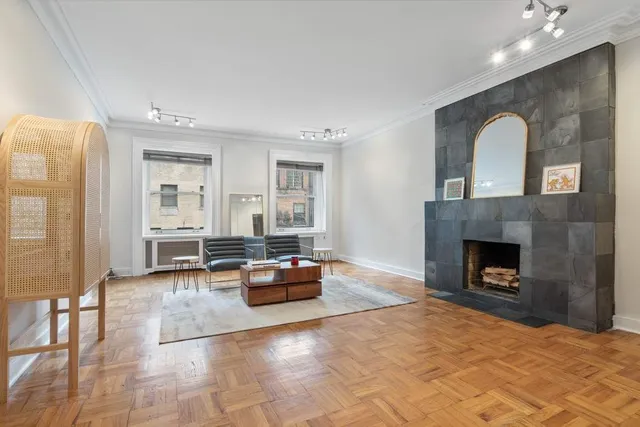 $1,148,000 | 111 East 36th Street, Unit 5AB | Murray Hill