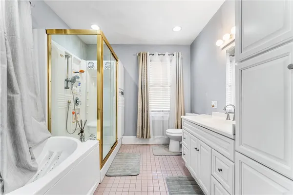 $549,900 | 1605 Main Street, West Warwick, RI 02893