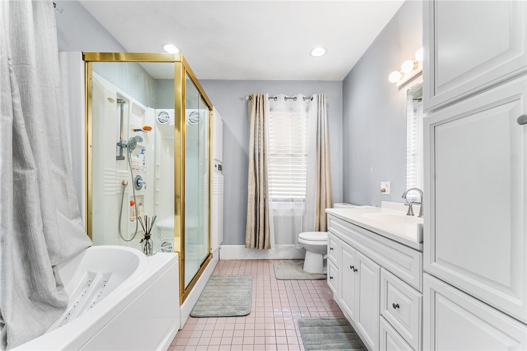 1605 Main Street West Warwick, RI 02893 - Photo 19 of 34