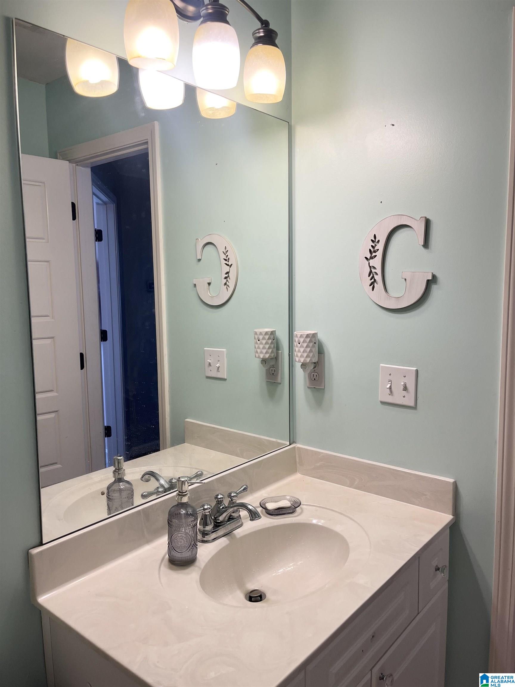 235 Magnolia Crest Way Odenville, AL 35120 - Photo 10 of 18