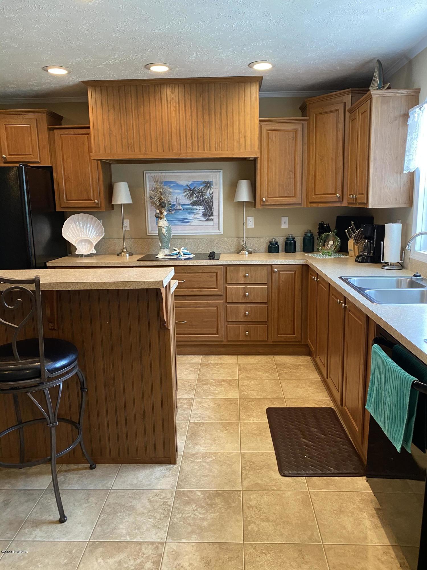 67 Hickory Point Road Aurora, NC 27806 - Photo 7 of 32 007 kitchen