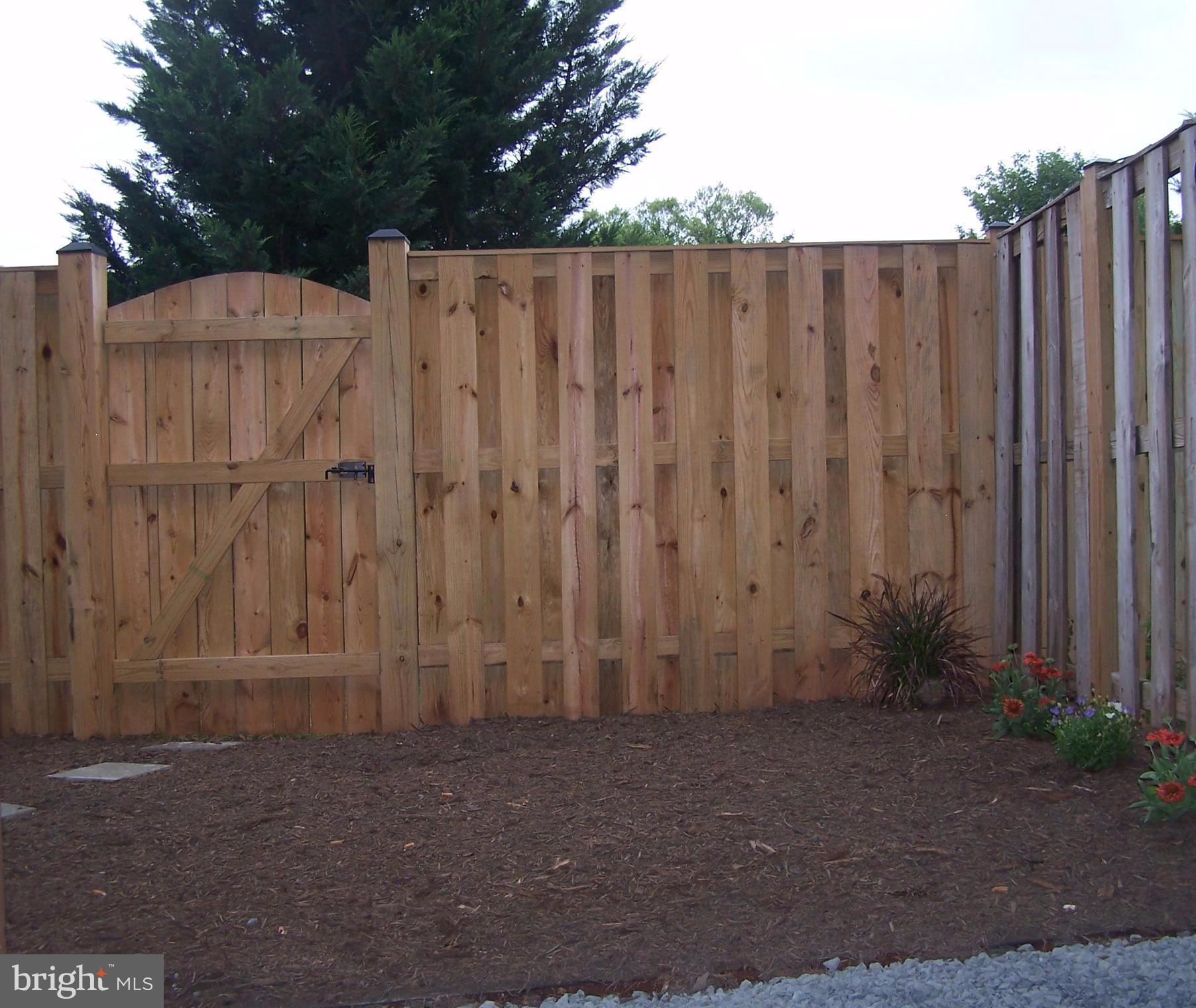 46871 Rabbitrun Terrace Sterling, VA 20164 - Photo 28 of 30 a view of outdoor space with wooden fence