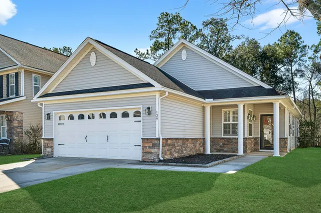 $329,999 | 139 Kimberton Avenue, Moncks Corner, SC 29461