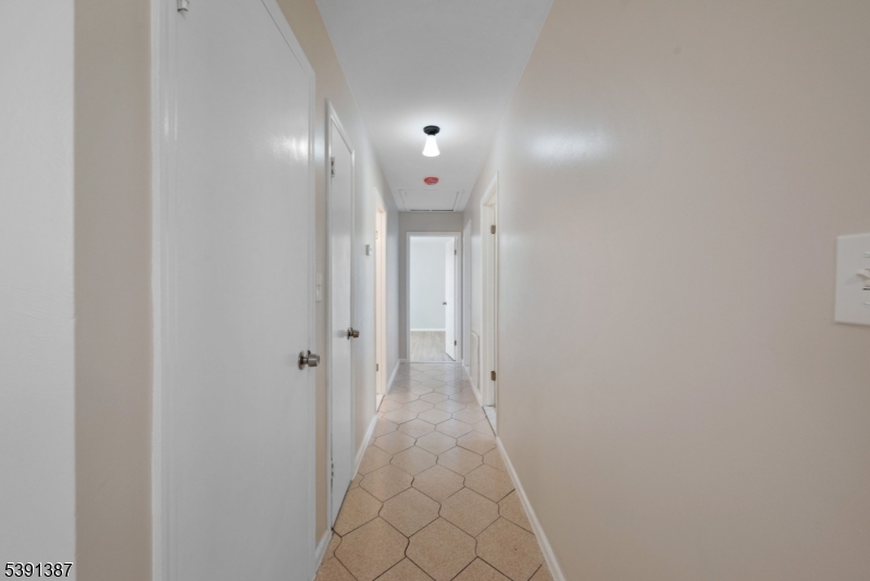 566 2nd Avenue Elizabeth, NJ 07202 - Photo 28 of 38 a view of a hallway