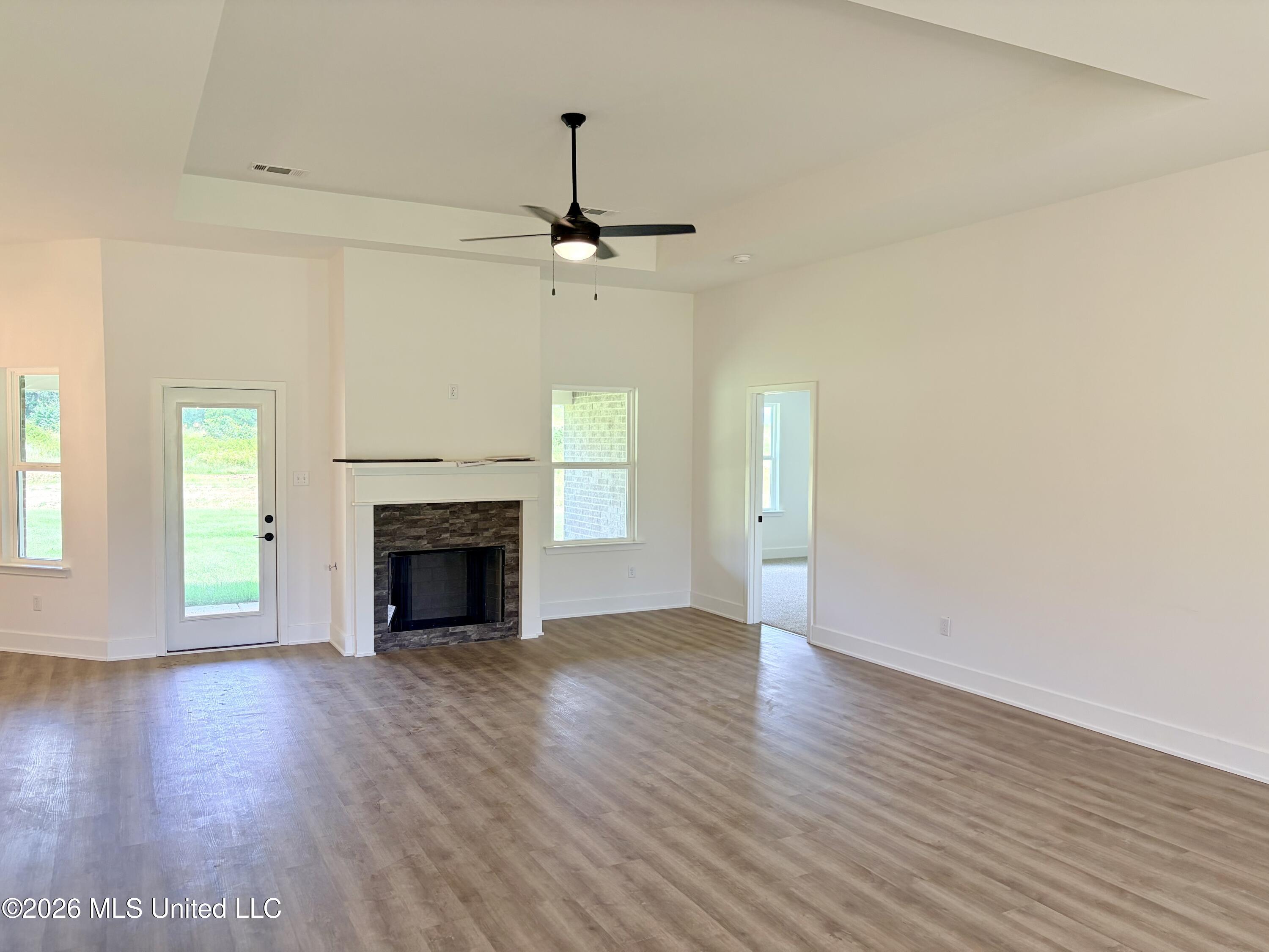 50 Farley Road Byhalia, MS 38611 - Photo 5 of 16 IMG_0329