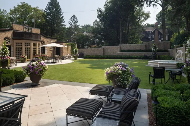 $3,895,000 | 4415 East Lake Harriet Parkway, Minneapolis, MN 55419