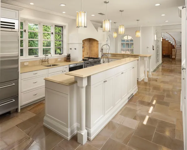 $3,895,000 | 4415 East Lake Harriet Parkway, Minneapolis, MN 55419
