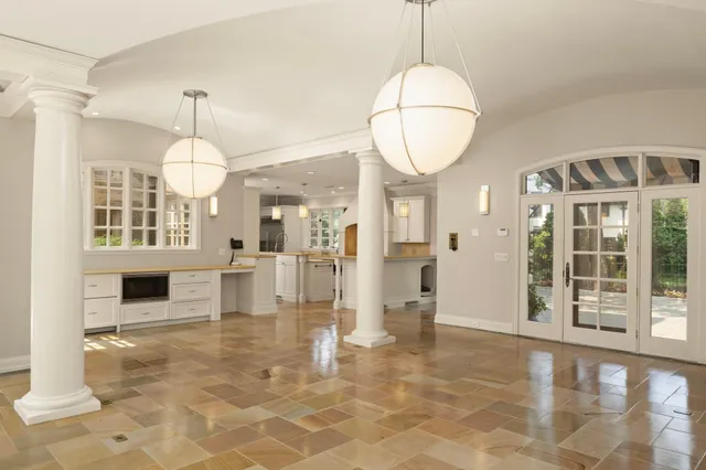 $3,895,000 | 4415 East Lake Harriet Parkway, Minneapolis, MN 55419