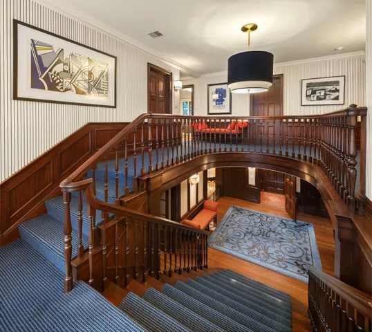 $3,895,000 | 4415 East Lake Harriet Parkway, Minneapolis, MN 55419