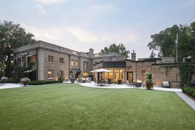 $3,895,000 | 4415 East Lake Harriet Parkway, Minneapolis, MN 55419