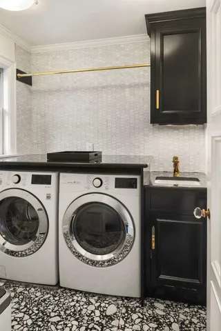 $3,895,000 | 4415 East Lake Harriet Parkway, Minneapolis, MN 55419