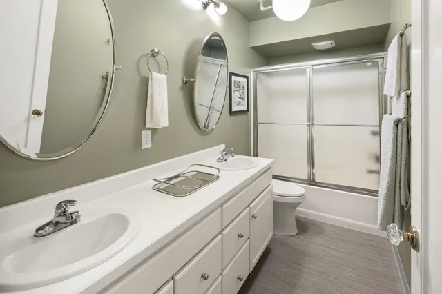 $3,895,000 | 4415 East Lake Harriet Parkway, Minneapolis, MN 55419