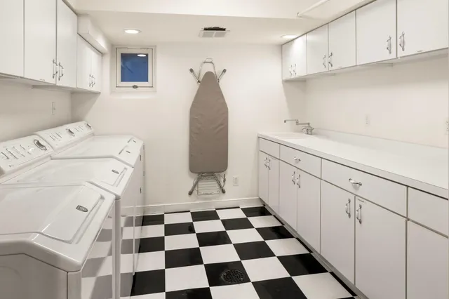 $3,895,000 | 4415 East Lake Harriet Parkway, Minneapolis, MN 55419