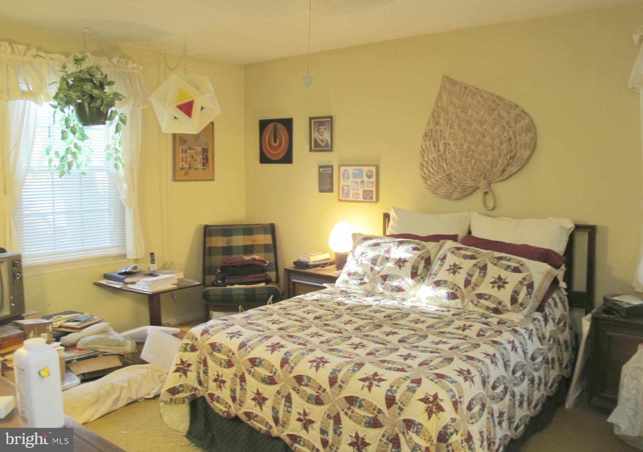 164 Oxford Road Delran, NJ 08075 - Photo 23 of 38 a bedroom with a bed and wooden floor