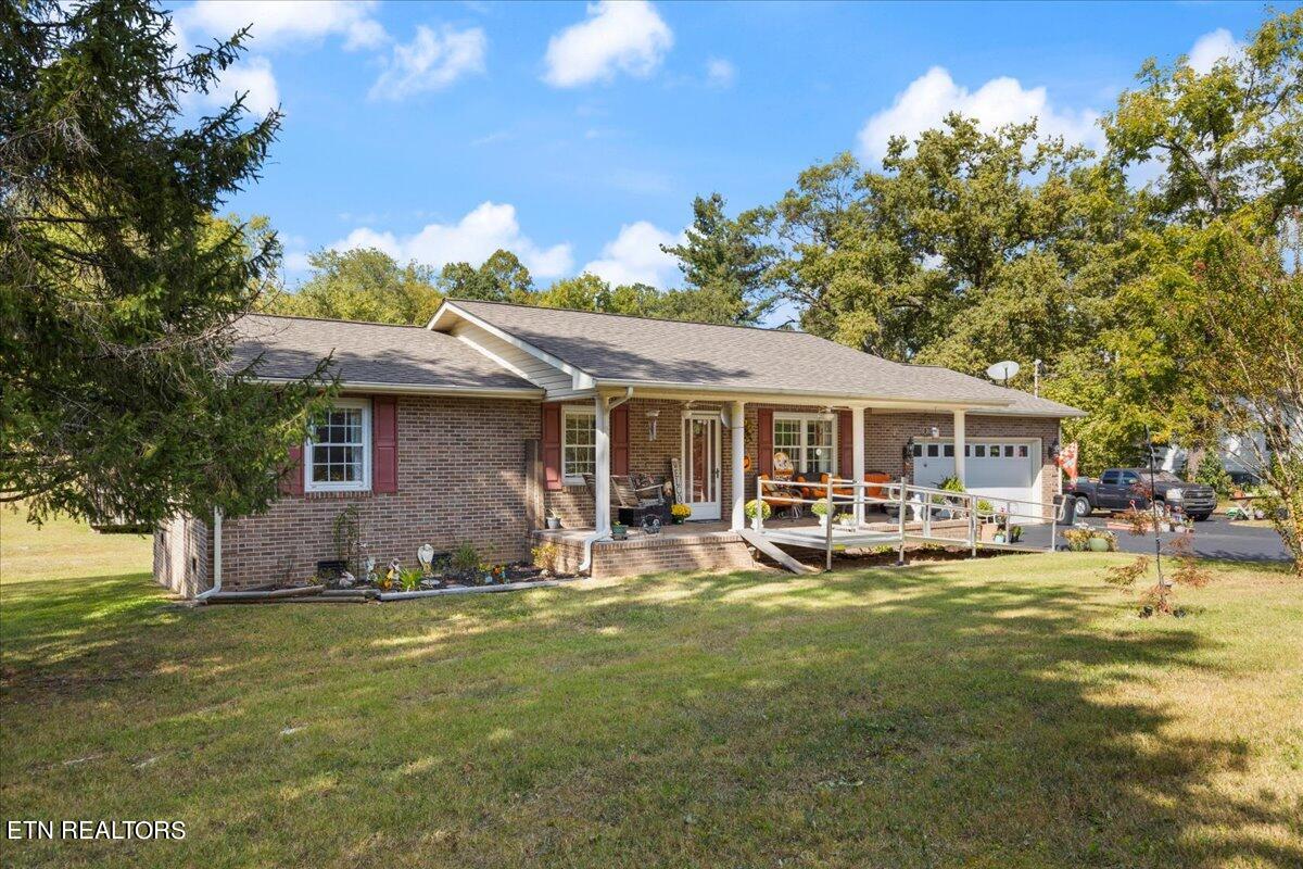 1328 Oak Ridge Highway Clinton, TN 37716 - Photo 3 of 25 C4C73825-C5C3-4C46-B6B8-2C75F4CFDCC6