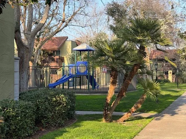 $165,000 | 2881 Huntington Boulevard, Unit 150, Fresno, CA 93721