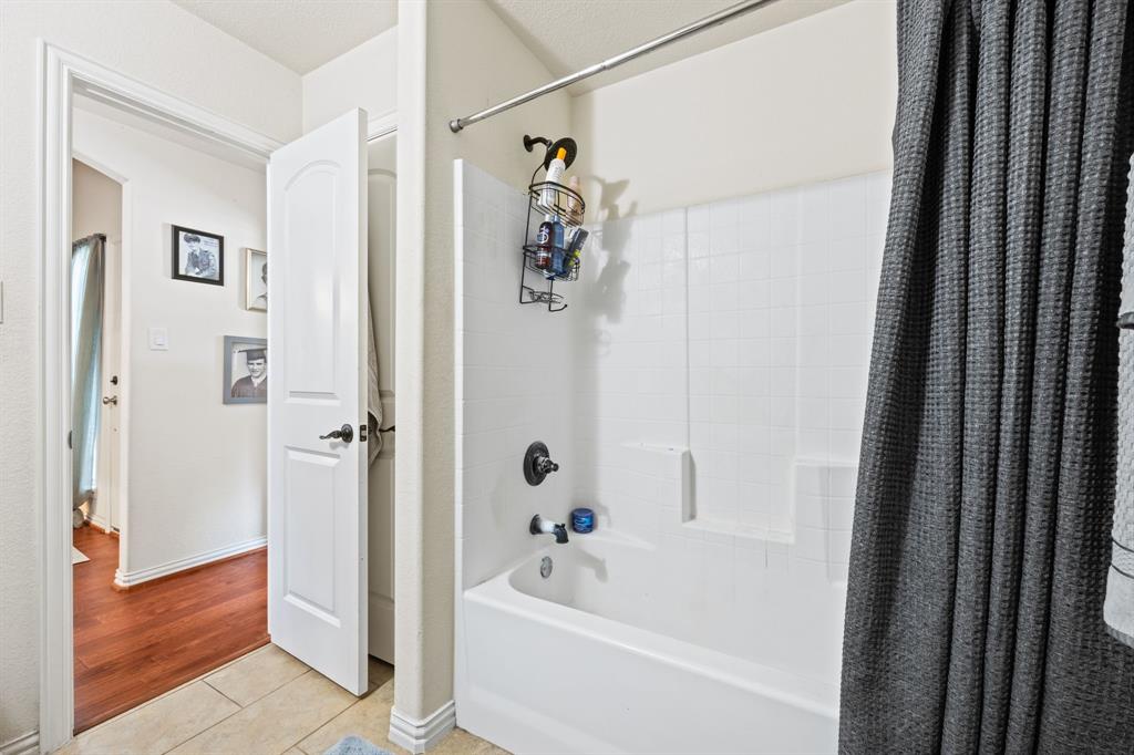 260 Marina Drive Azle, TX 76020 - Photo 23 of 32