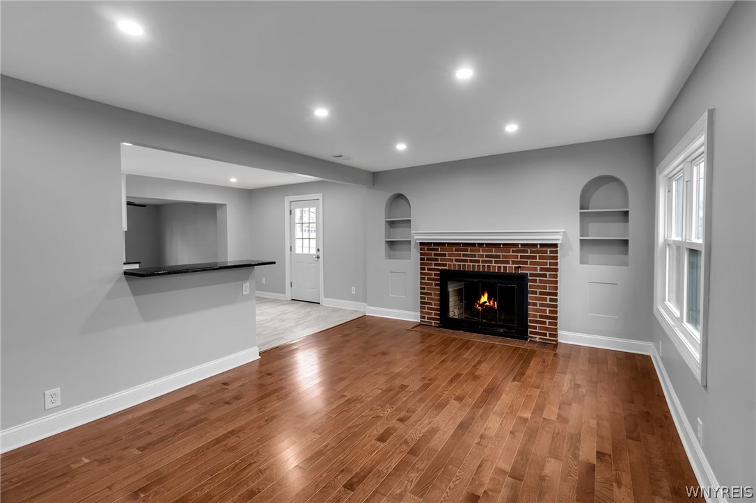 4695 Lake Shore Road Hamburg, NY 14075 - Photo 9 of 41