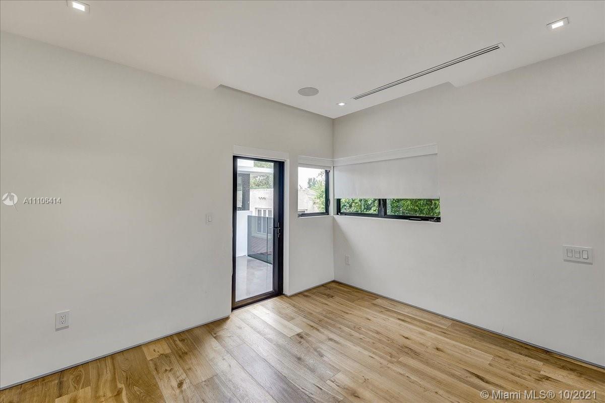 2125 North Bay Road Miami Beach, FL 33140 - Photo 57 of 71