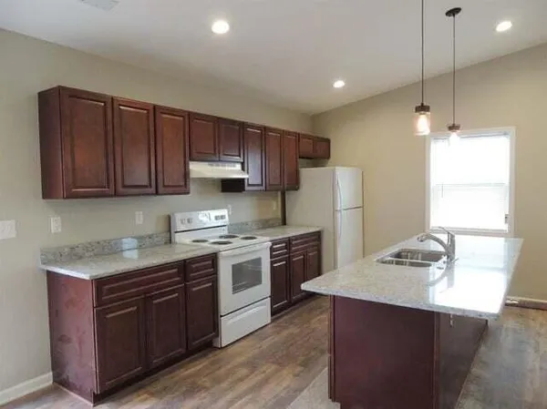 $1,950 | 570 Wabash Street, Unit 2, Milan, MI 48160