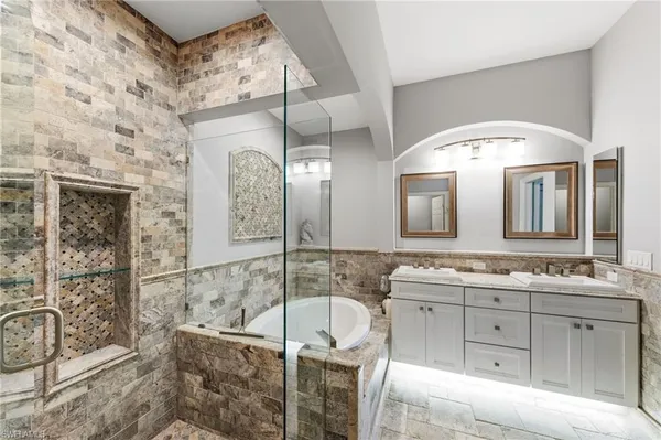 $689,000 | 24637 Ivory Cane Drive, Unit 203, Bonita Springs, FL 34134