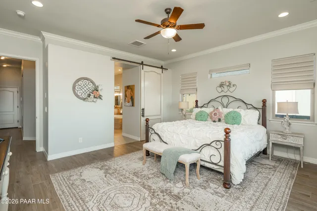 a view of utility room