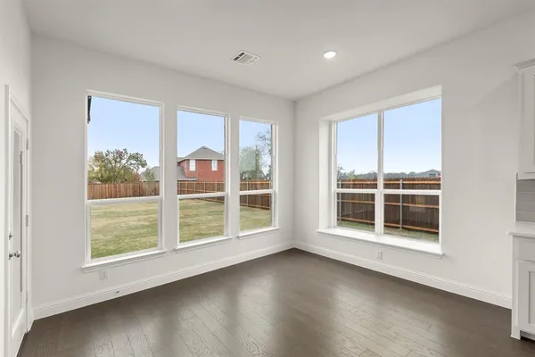 $559,999 | 403 Heritage Hill Drive, Forney, TX 75126