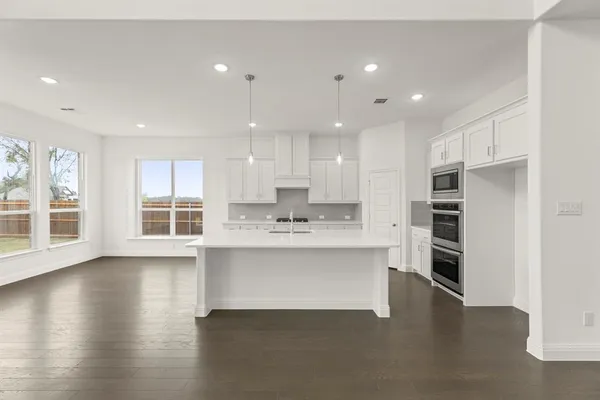 $559,999 | 403 Heritage Hill Drive, Forney, TX 75126