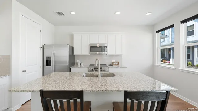 $2,500 | 2133 Hofstaat, New Braunfels, TX 78130