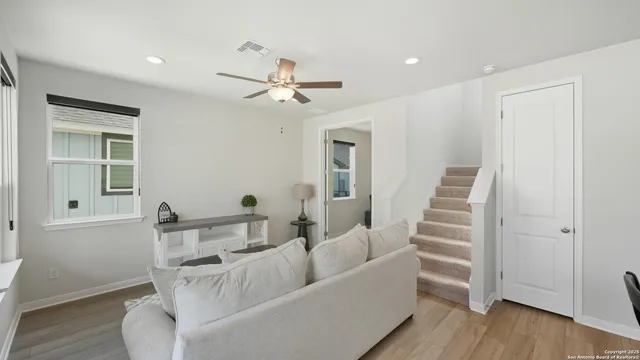 $2,500 | 2133 Hofstaat, New Braunfels, TX 78130