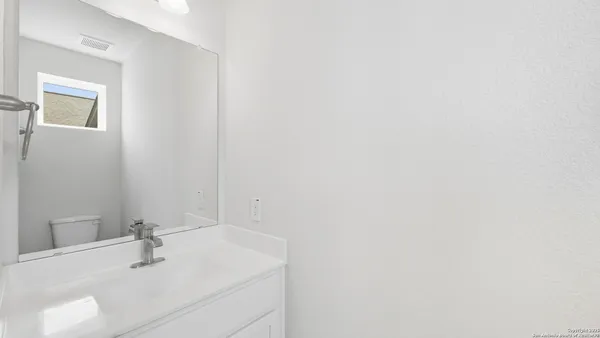 $2,195 | 2133 Hofstaat, New Braunfels, TX 78130