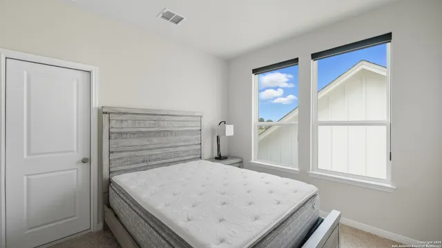 $2,500 | 2133 Hofstaat, New Braunfels, TX 78130